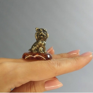 Фигурка с янтарем в бронзе - Собачка терьер - высота 40 мм