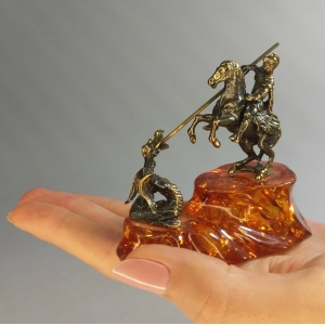 Фигурка с янтарем в бронзе - Георгий Победоносец - 45х90х80 мм
