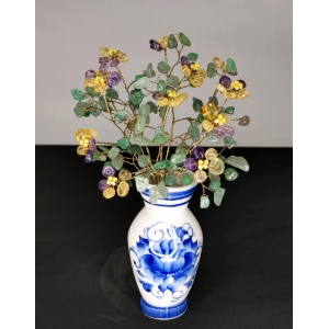 Букет Анютины глазки в вазе гжель - Помни обо мне... - из авантюрина, аметиста, цитрина - цветы из камня