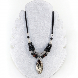 Бусы - Ночи Кабирии - из астрофиллита, шунгита и яшмы - 54 см