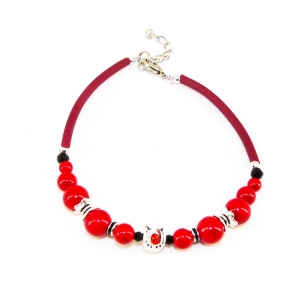 Браслет из коралла с подковой - 18-19 см